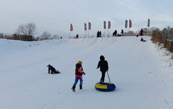Катание на бубликах в Спортивной республике на Ильинке - достопримечательности