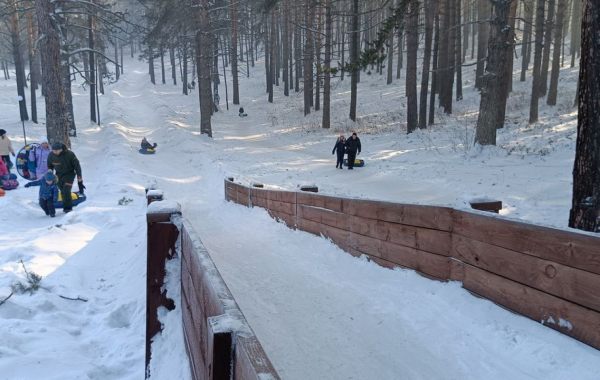 Тюбинг спуски в Зенковском парке - достопримечательности