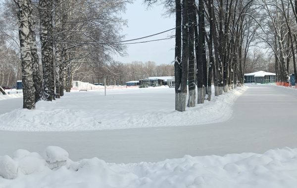 Зимний каток в парке отдыха Водный - достопримечательности