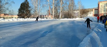 Каток у санатория Шахтер