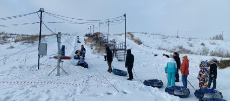 Катание на бубликах в Парке отдыха "Застава" на Ильинке