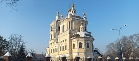 Спасо-Преображенский собор — старейший православный храм города